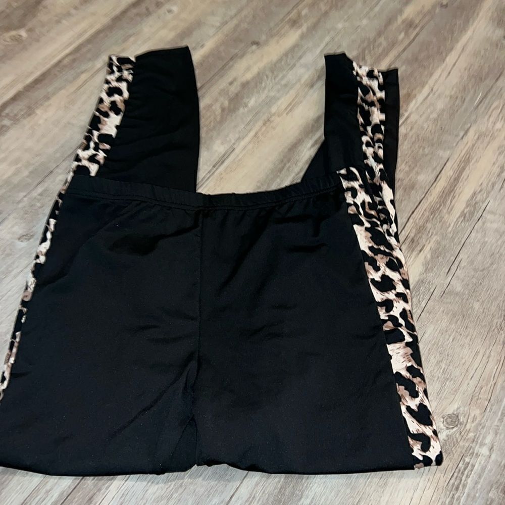 Emery rose leggings
